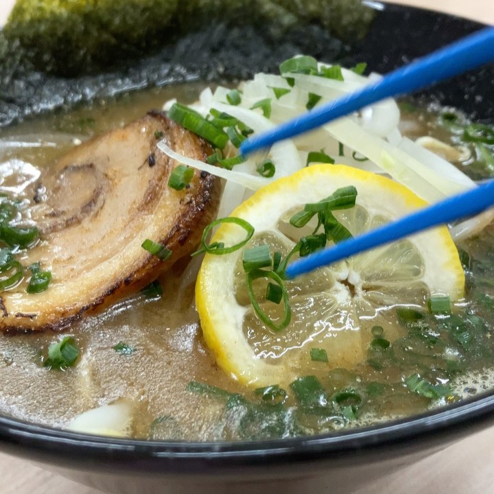 2. 特製レモンラーメンの魅力とは？