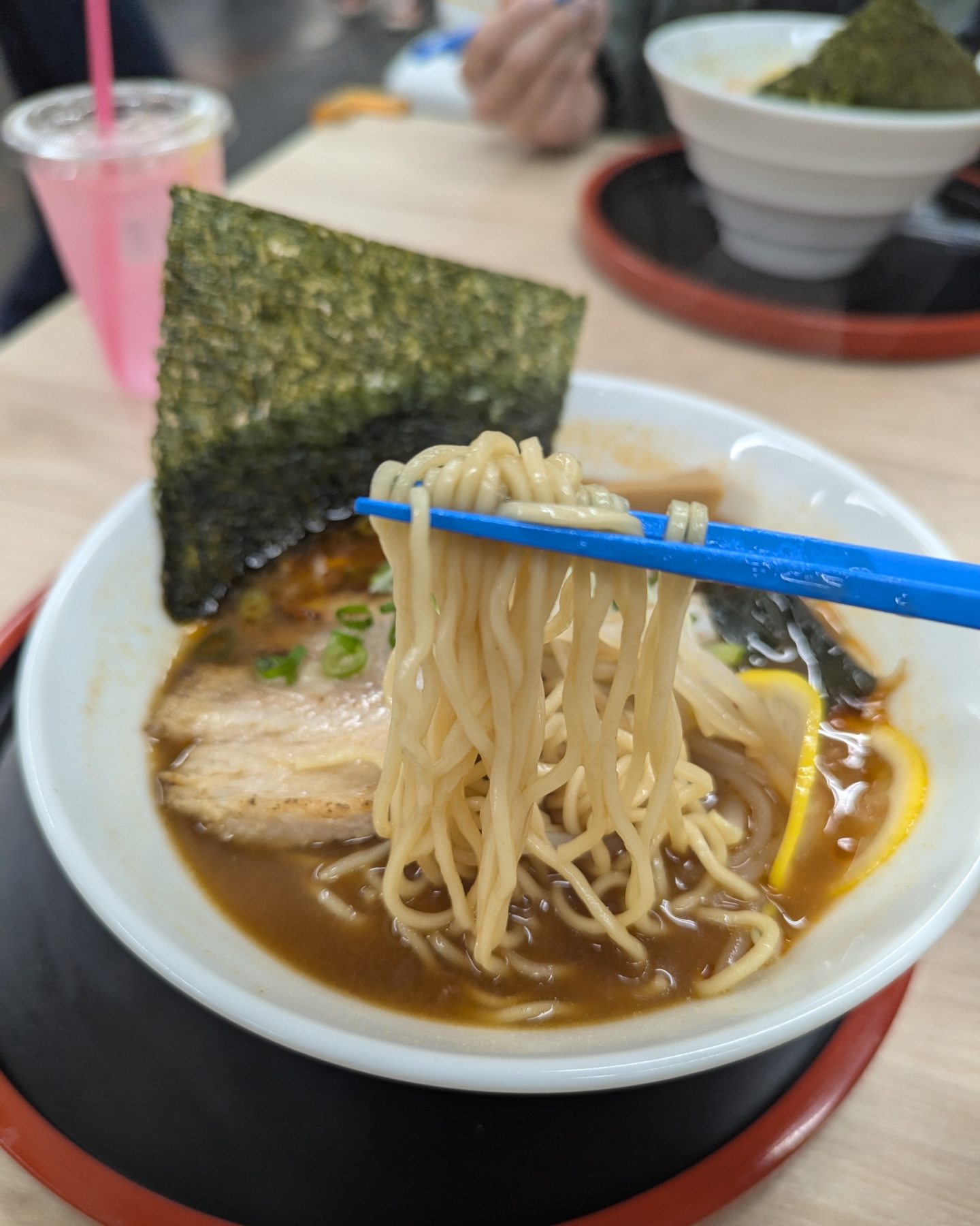 4. 食べて楽しむ！夏のグルメ体験